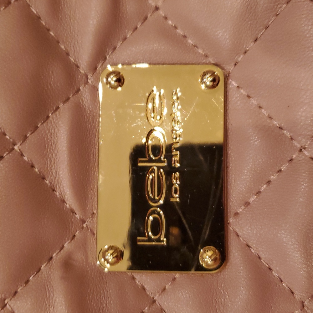 BEBE , Elegant Quilted Shoulder Bag - Picture 2 of 9